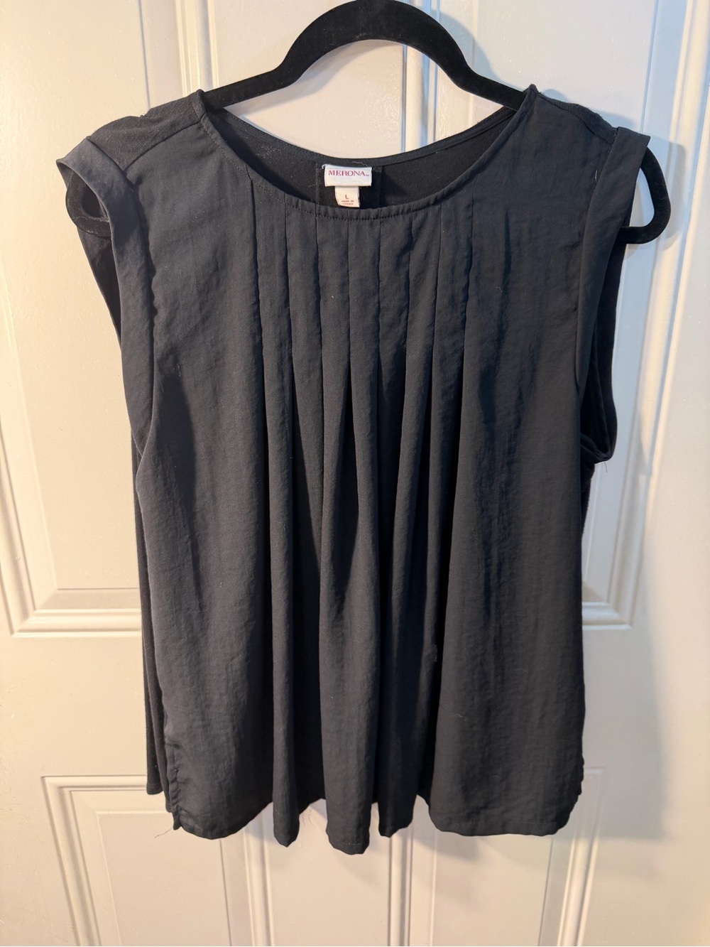 Merona Black Sleeveless Pleated Front Camisole